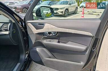 Внедорожник / Кроссовер Volvo XC90 2024 в 