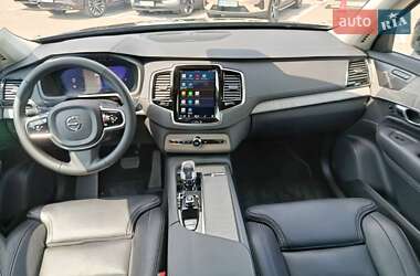 Внедорожник / Кроссовер Volvo XC90 2024 в 