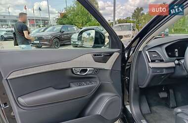 Внедорожник / Кроссовер Volvo XC90 2024 в 