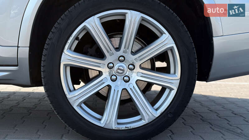 Внедорожник / Кроссовер Volvo XC90 2017 в Киеве