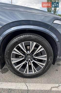 Внедорожник / Кроссовер Volvo XC90 2021 в 