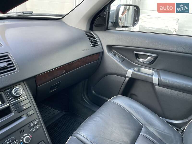 Позашляховик / Кросовер Volvo XC90 2014 в Вінниці