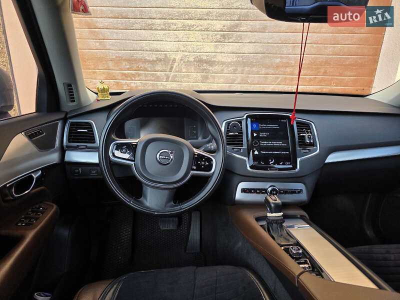 Внедорожник / Кроссовер Volvo XC90 2019 в 
