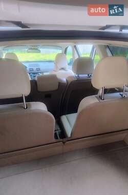 Внедорожник / Кроссовер Volvo XC90 2011 в 