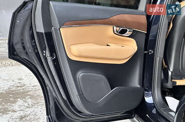 Внедорожник / Кроссовер Volvo XC90 2016 в 