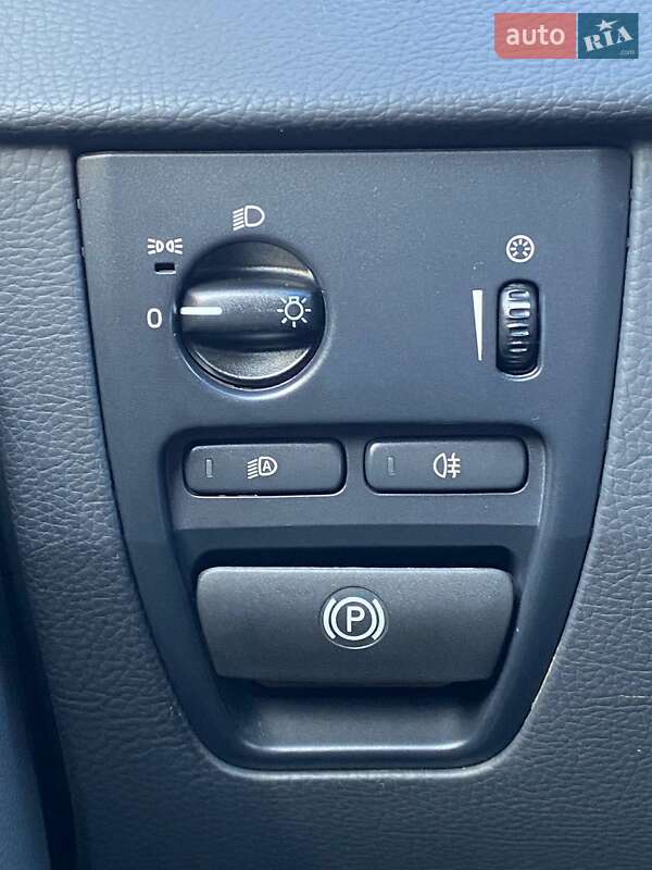 Внедорожник / Кроссовер Volvo XC90 2013 в Луцке