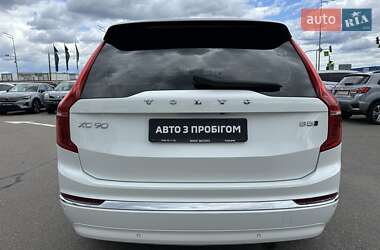 Позашляховик / Кросовер Volvo XC90 2023 в 