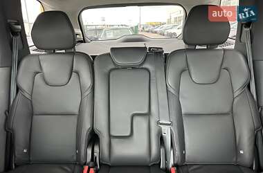 Позашляховик / Кросовер Volvo XC90 2023 в 