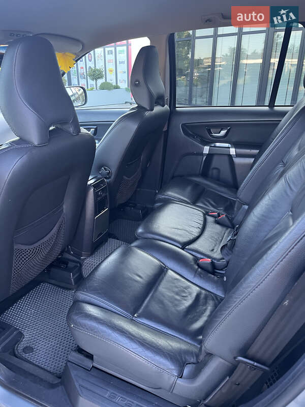 Внедорожник / Кроссовер Volvo XC90 2011 в Иршаве