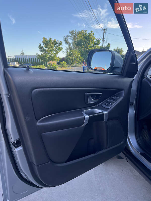 Внедорожник / Кроссовер Volvo XC90 2011 в Иршаве