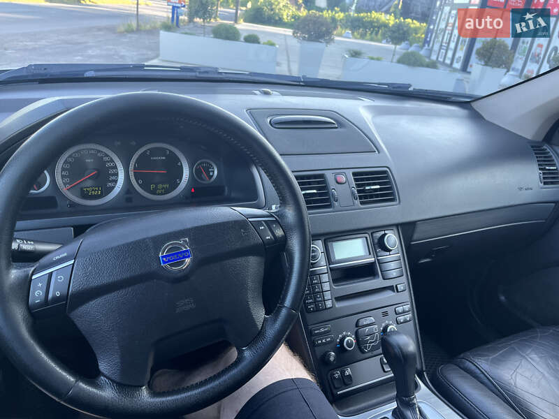 Внедорожник / Кроссовер Volvo XC90 2011 в Иршаве