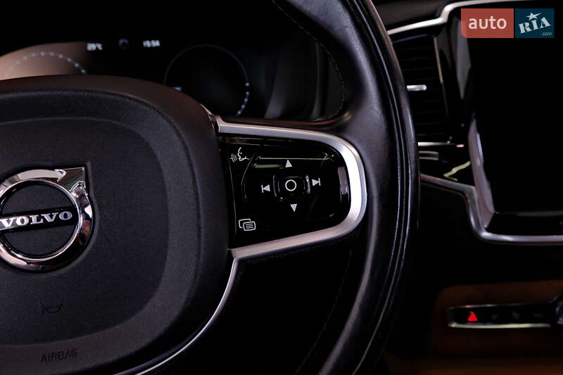 Внедорожник / Кроссовер Volvo XC90 2016 в Одессе