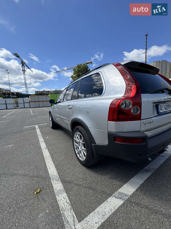Внедорожник / Кроссовер Volvo XC90 2005 в Киеве