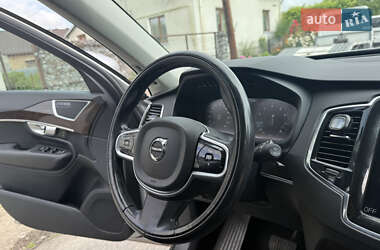 Внедорожник / Кроссовер Volvo XC90 2016 в 