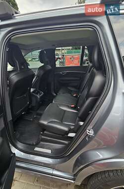 Позашляховик / Кросовер Volvo XC90 2020 в 