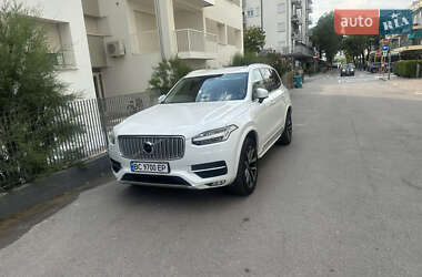 Внедорожник / Кроссовер Volvo XC90 2017 в 