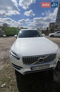 Внедорожник / Кроссовер Volvo XC90 2017 в 