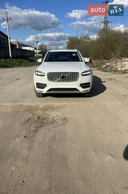 Внедорожник / Кроссовер Volvo XC90 2017 в 