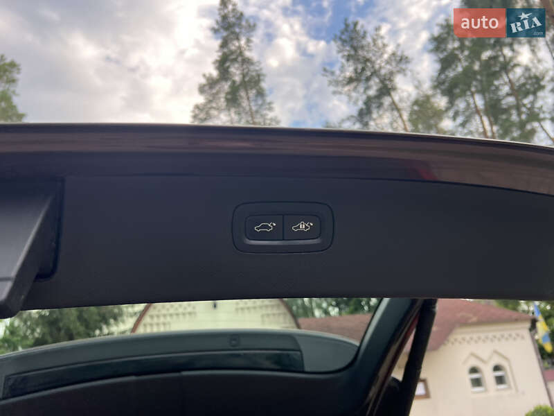 Внедорожник / Кроссовер Volvo XC90 2017 в Киеве