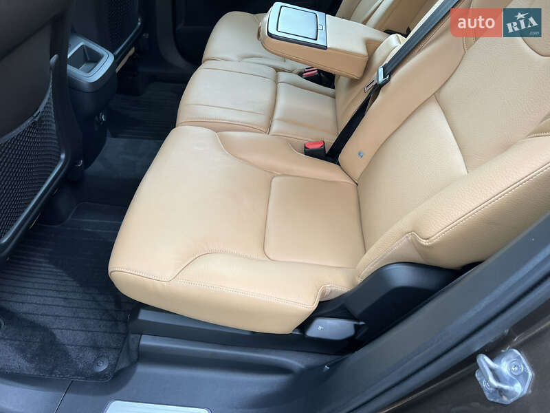 Внедорожник / Кроссовер Volvo XC90 2017 в Киеве