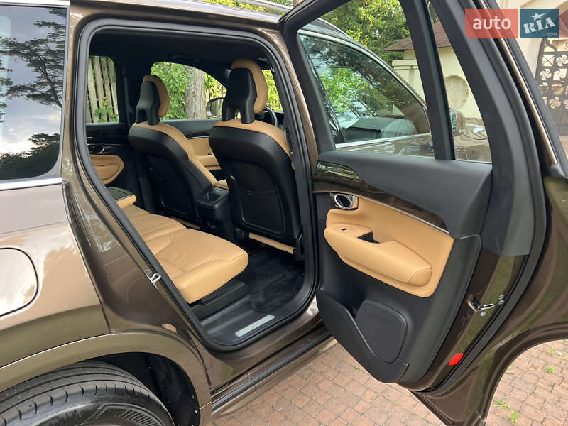 Внедорожник / Кроссовер Volvo XC90 2017 в Киеве