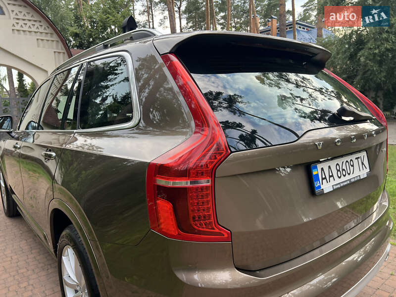 Внедорожник / Кроссовер Volvo XC90 2017 в Киеве
