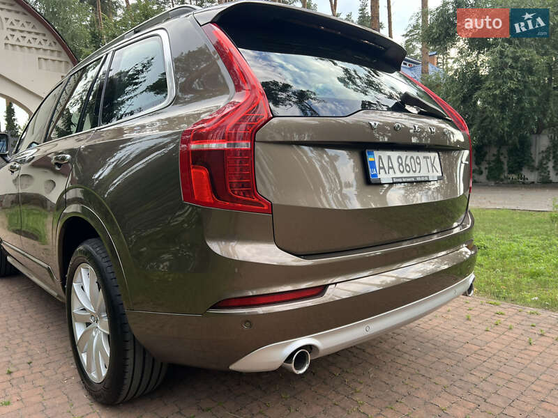 Внедорожник / Кроссовер Volvo XC90 2017 в Киеве