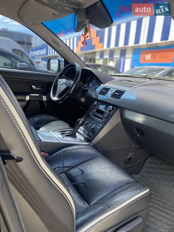 Volvo XC90 2009
