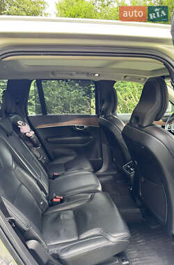 Внедорожник / Кроссовер Volvo XC90 2019 в 