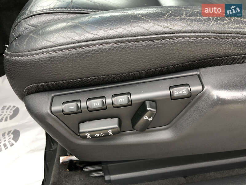 Внедорожник / Кроссовер Volvo XC90 2004 в Яворове