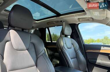 Внедорожник / Кроссовер Volvo XC90 2020 в 