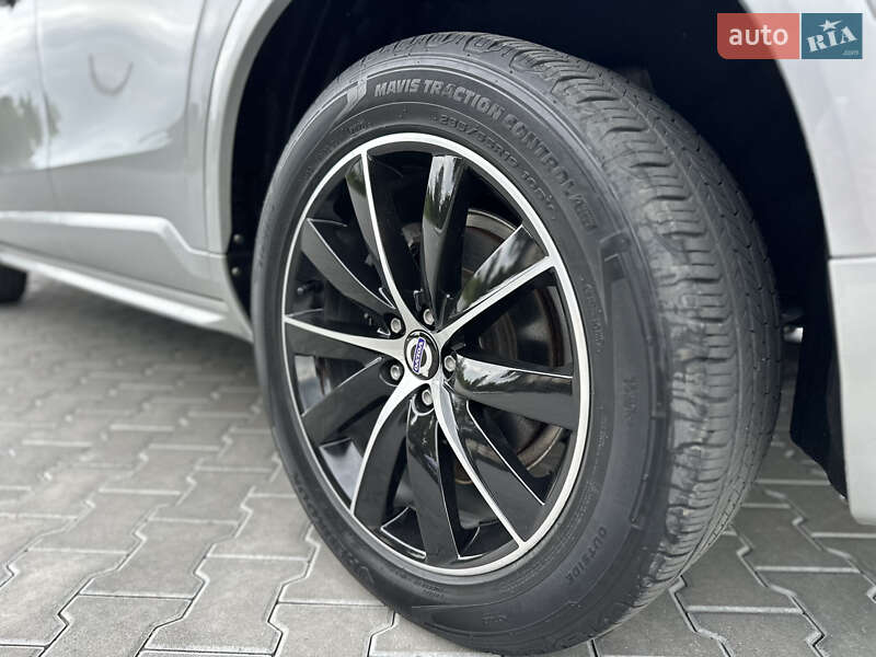 Внедорожник / Кроссовер Volvo XC90 2016 в Владимире
