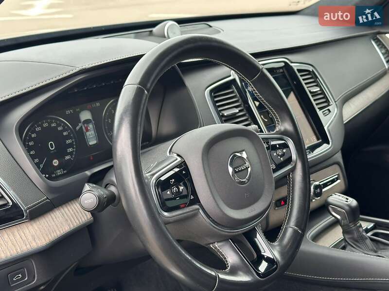 Внедорожник / Кроссовер Volvo XC90 2019 в Киеве