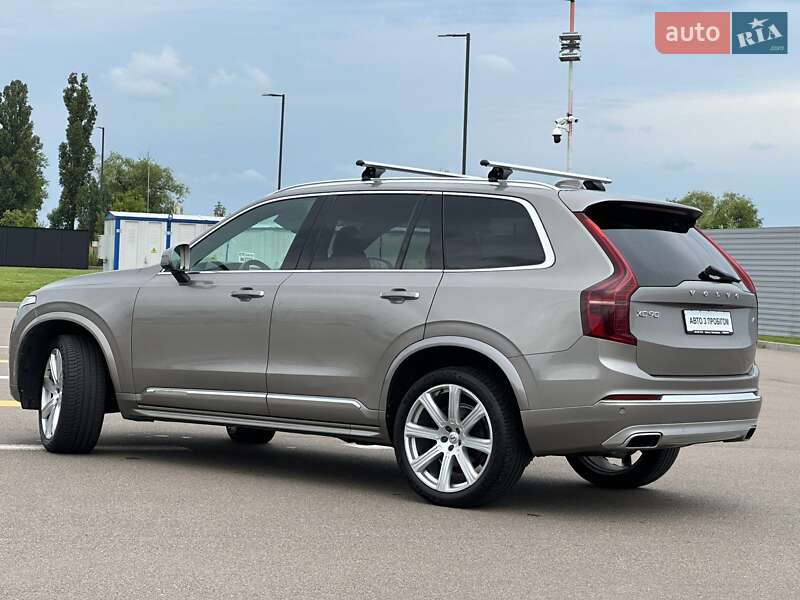 Внедорожник / Кроссовер Volvo XC90 2019 в Киеве