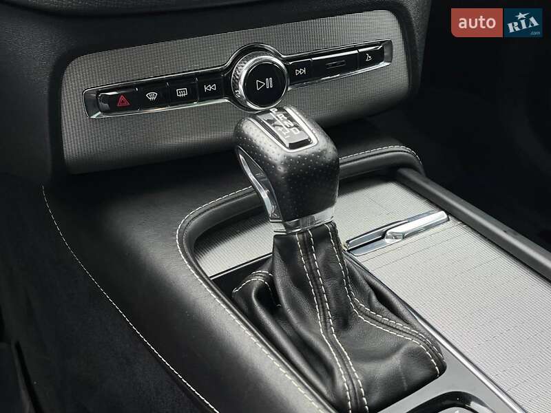 Внедорожник / Кроссовер Volvo XC90 2016 в Львове