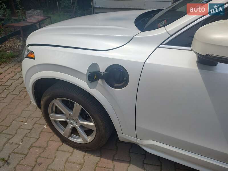 Позашляховик / Кросовер Volvo XC90 2016 в Ірпені