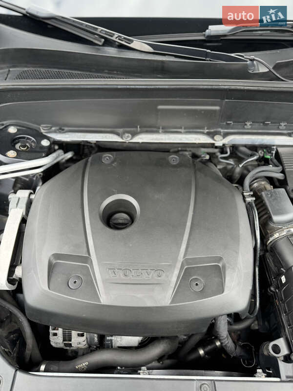 Внедорожник / Кроссовер Volvo XC90 2015 в Черкассах