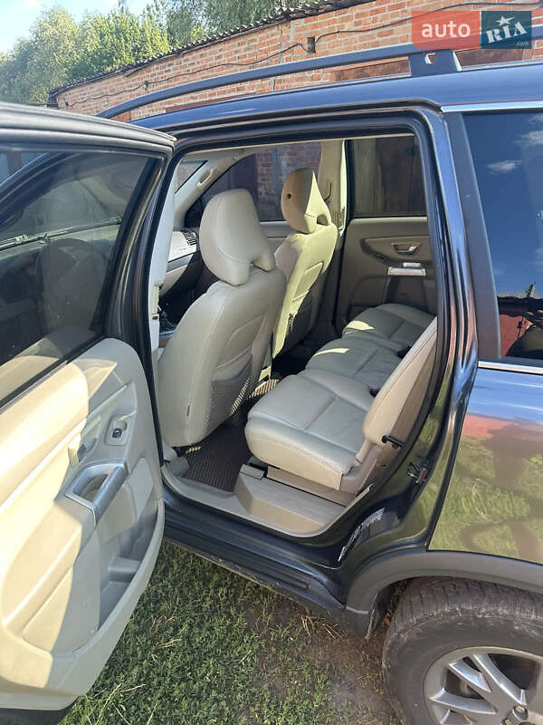 Внедорожник / Кроссовер Volvo XC90 2006 в Миргороде