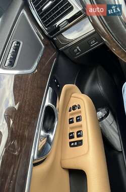 Внедорожник / Кроссовер Volvo XC90 2015 в 