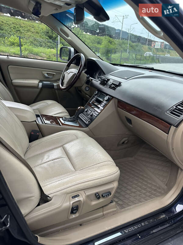 Внедорожник / Кроссовер Volvo XC90 2008 в Ирпене