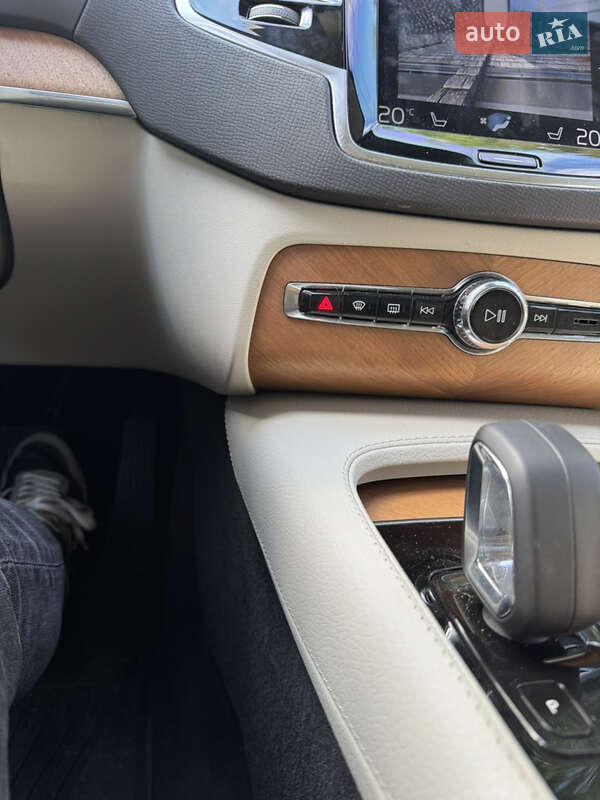 Позашляховик / Кросовер Volvo XC90 2021 в Черкасах фото 26 Позашляховик / Кросовер Volvo XC90 2021 в Черкасах