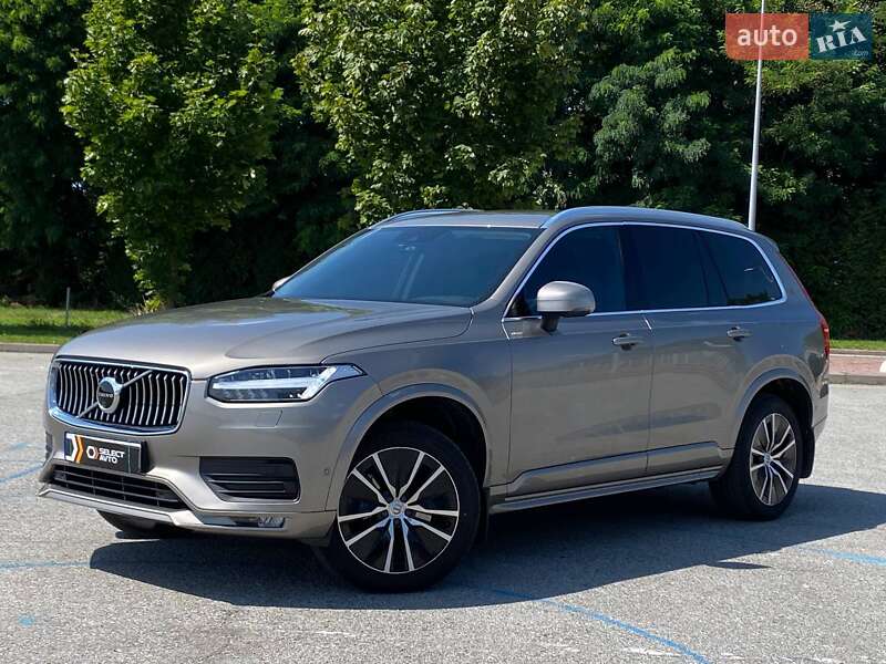 Volvo XC90 2021