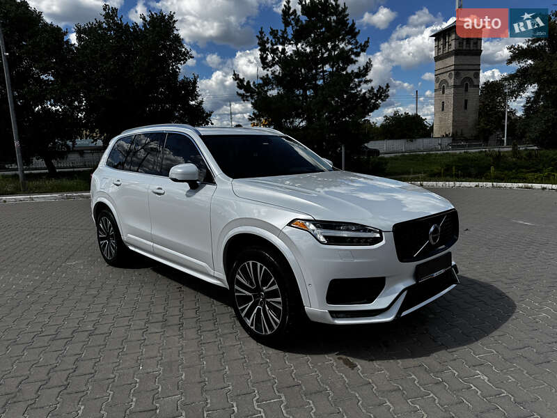 Внедорожник / Кроссовер Volvo XC90 2019 в Киеве