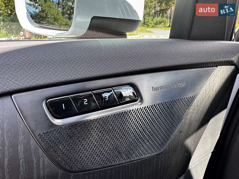 Внедорожник / Кроссовер Volvo XC90 2019 в Киеве