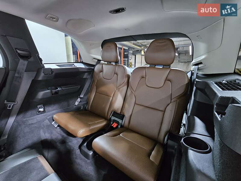 Внедорожник / Кроссовер Volvo XC90 2018 в Киеве