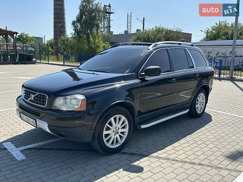 Внедорожник / Кроссовер Volvo XC90 2006 в Нововолынске