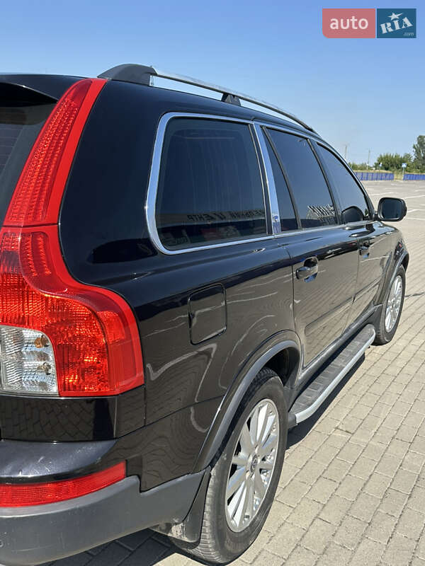 Внедорожник / Кроссовер Volvo XC90 2006 в Нововолынске