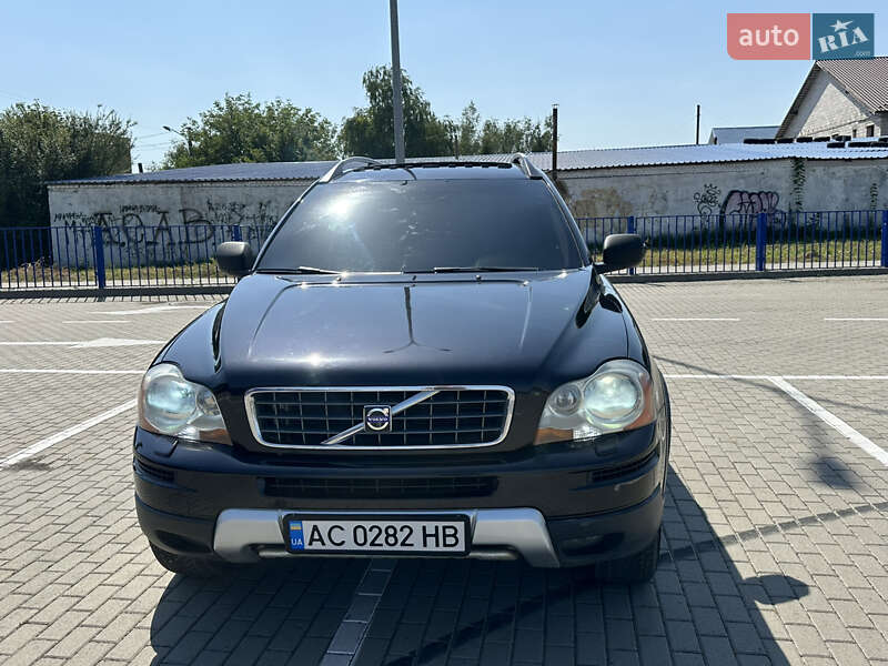 Внедорожник / Кроссовер Volvo XC90 2006 в Нововолынске