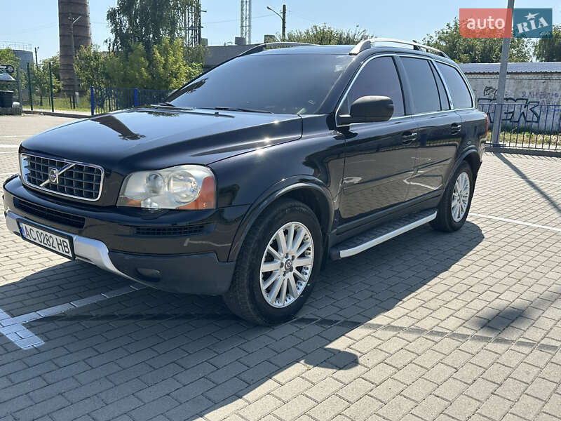 Внедорожник / Кроссовер Volvo XC90 2006 в Нововолынске