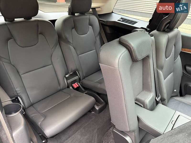 Внедорожник / Кроссовер Volvo XC90 2024 в Киеве